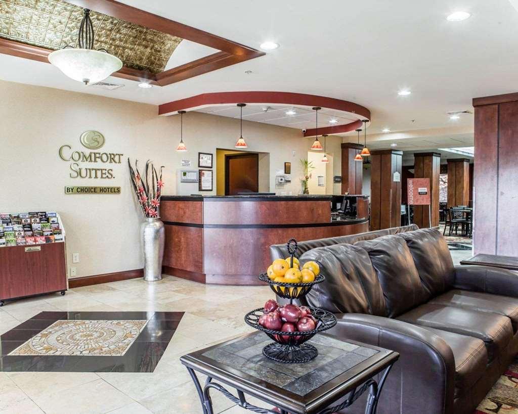 Fairfield By Marriott Inn & Suites Greensboro Coliseum Area Интерьер фото