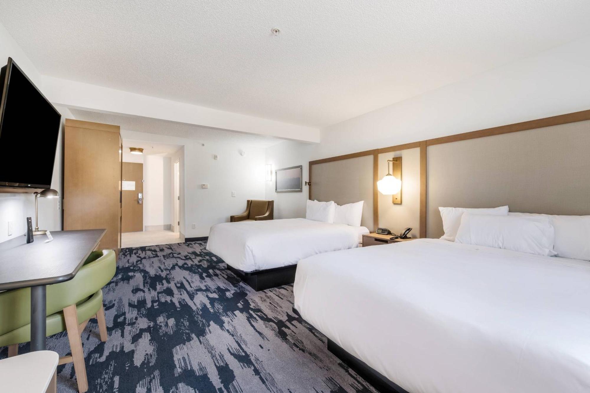 Fairfield By Marriott Inn & Suites Greensboro Coliseum Area Экстерьер фото