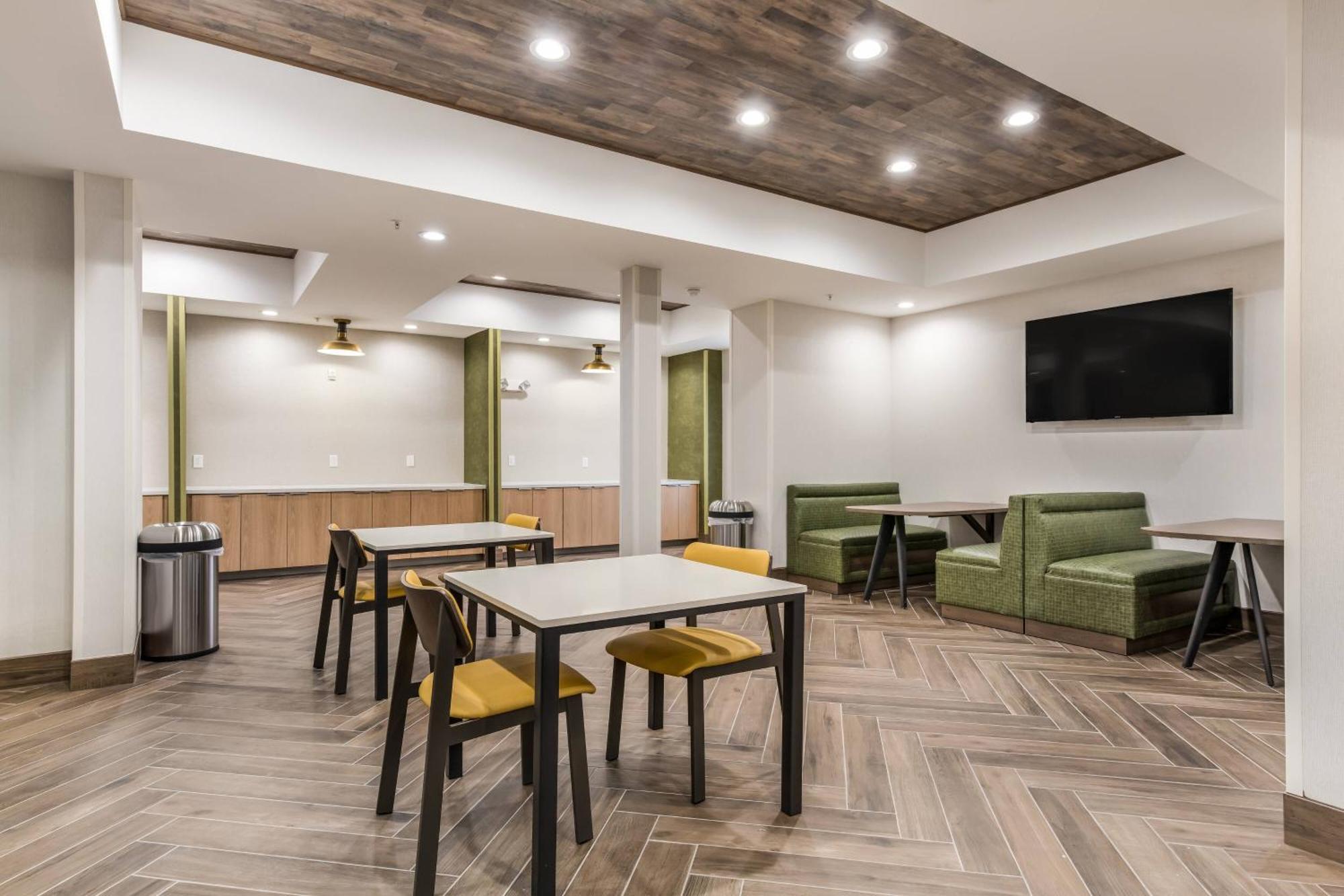 Fairfield By Marriott Inn & Suites Greensboro Coliseum Area Экстерьер фото