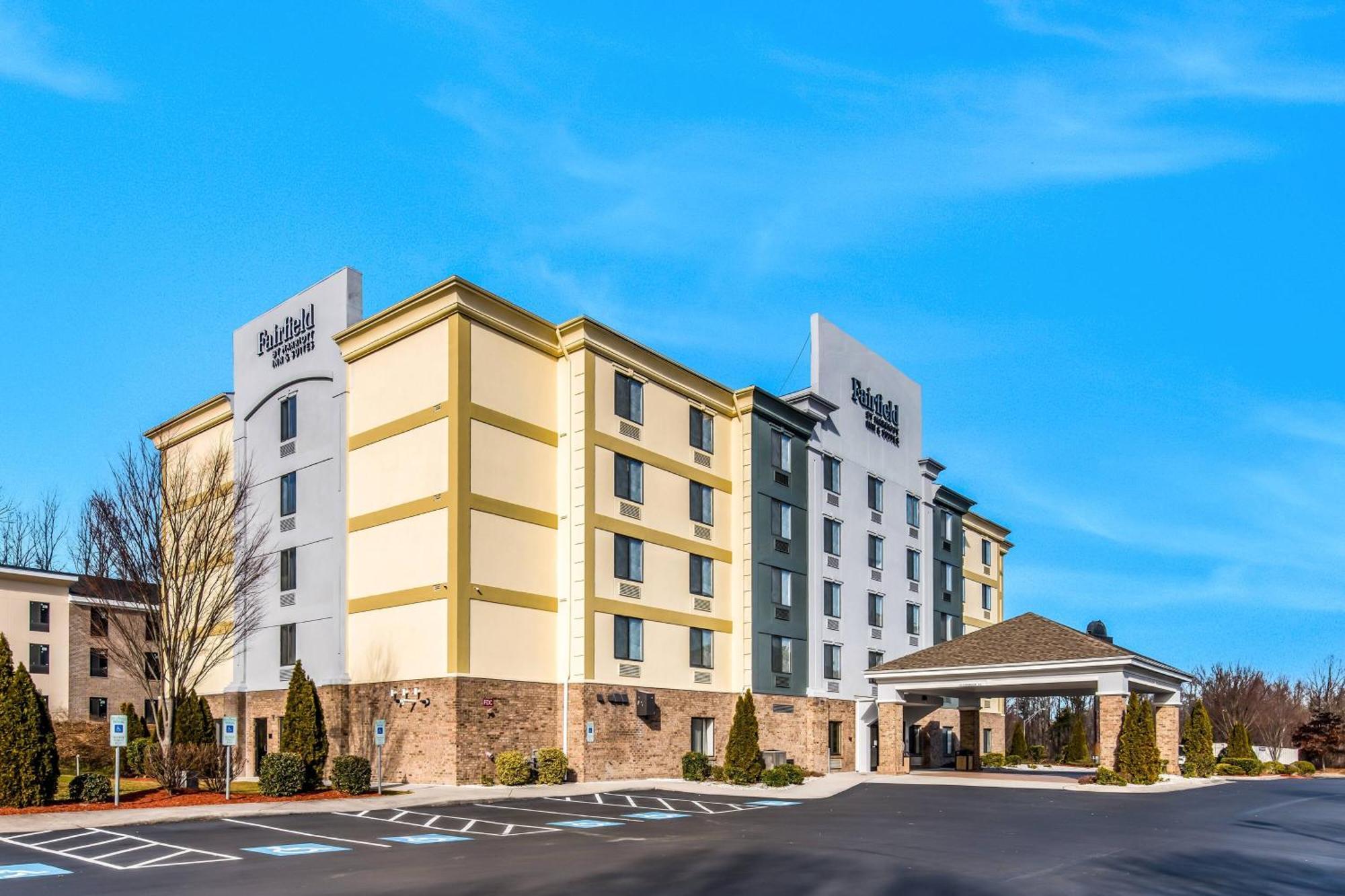 Fairfield By Marriott Inn & Suites Greensboro Coliseum Area Экстерьер фото