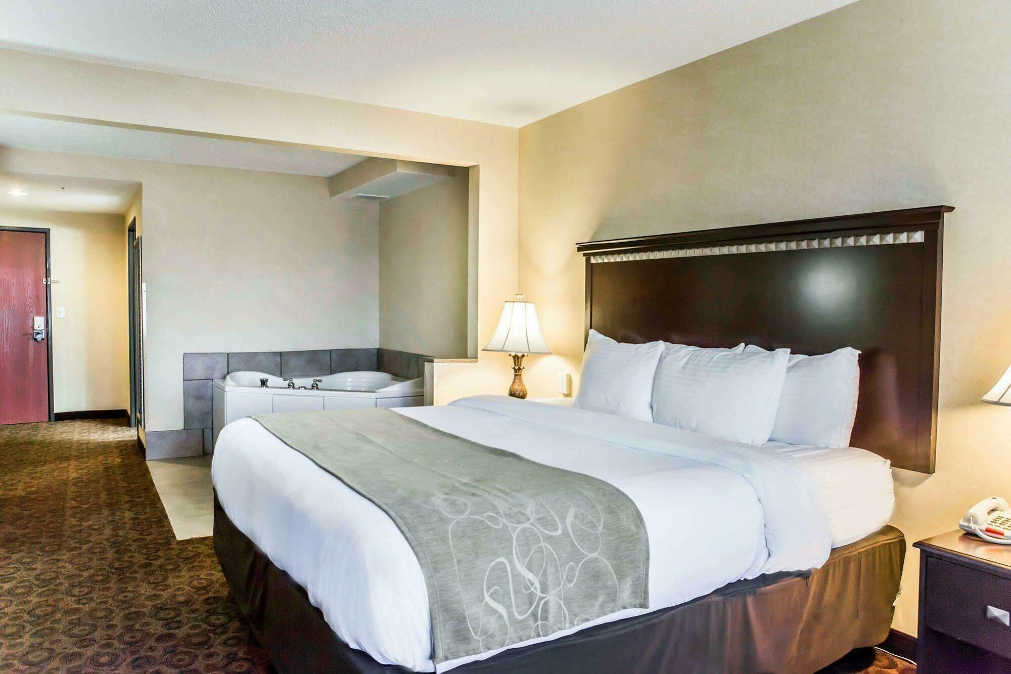 Fairfield By Marriott Inn & Suites Greensboro Coliseum Area Экстерьер фото